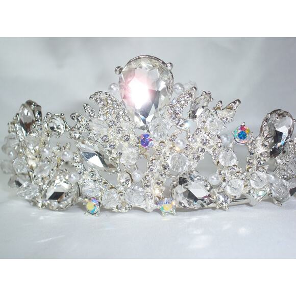 Rhinestone tiara crown Princess Tiara ,Floral Rhinestone Crown Bridal Headpiece - Picture 8 of 8